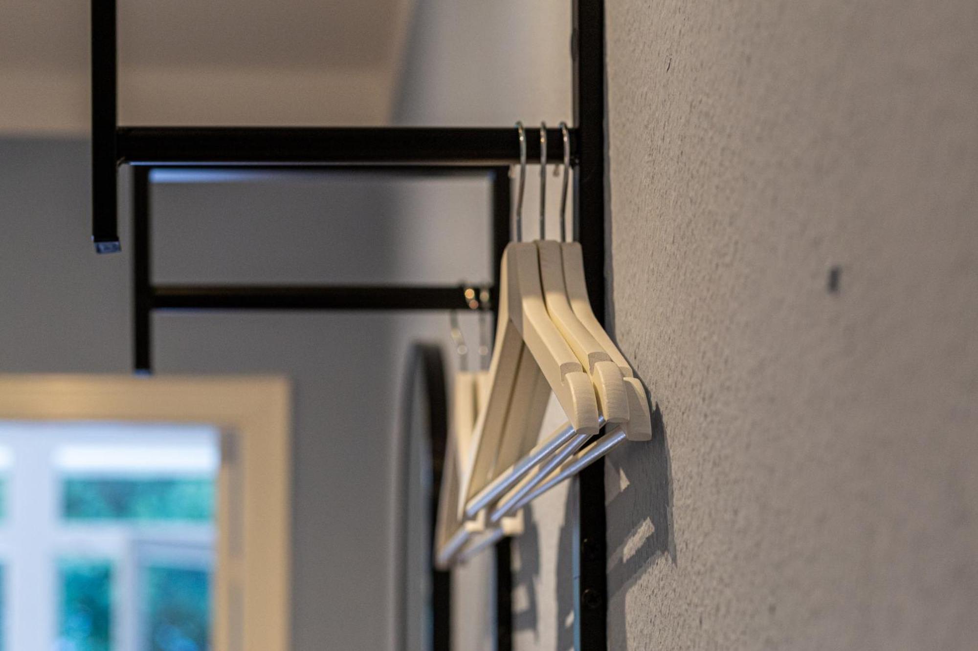 Have-A-Nice-Stay - Nahe Bahnhof Ahrensburg - 20 Minuten Nach Hamburg - Trotzdem Ruhig Gelegen - 6 Minuten Zu Fuss Ins Zentrum Ahrensburg - Modern Eingerichtet Exteriör bild