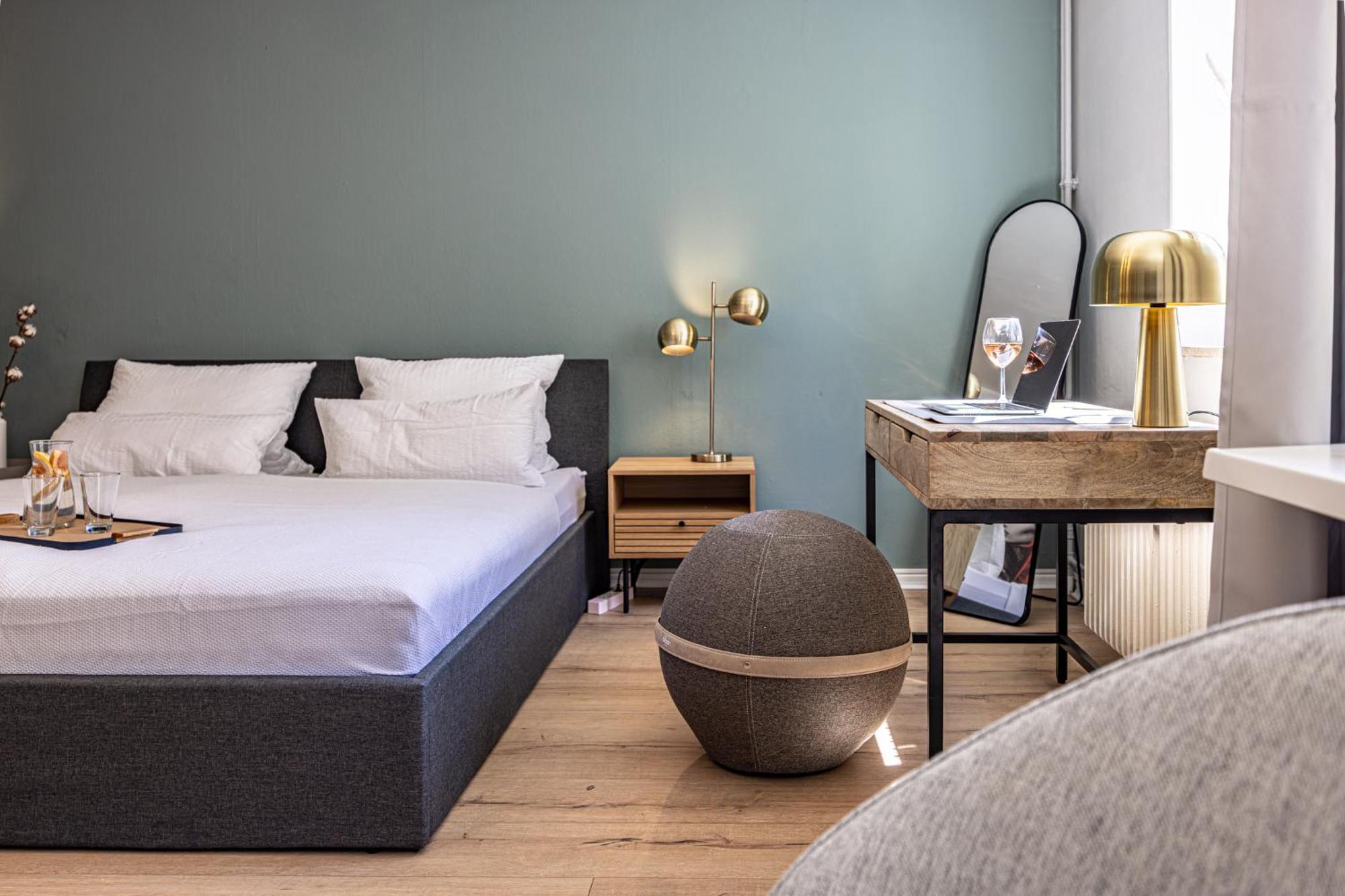 Have-A-Nice-Stay - Nahe Bahnhof Ahrensburg - 20 Minuten Nach Hamburg - Trotzdem Ruhig Gelegen - 6 Minuten Zu Fuss Ins Zentrum Ahrensburg - Modern Eingerichtet Exteriör bild
